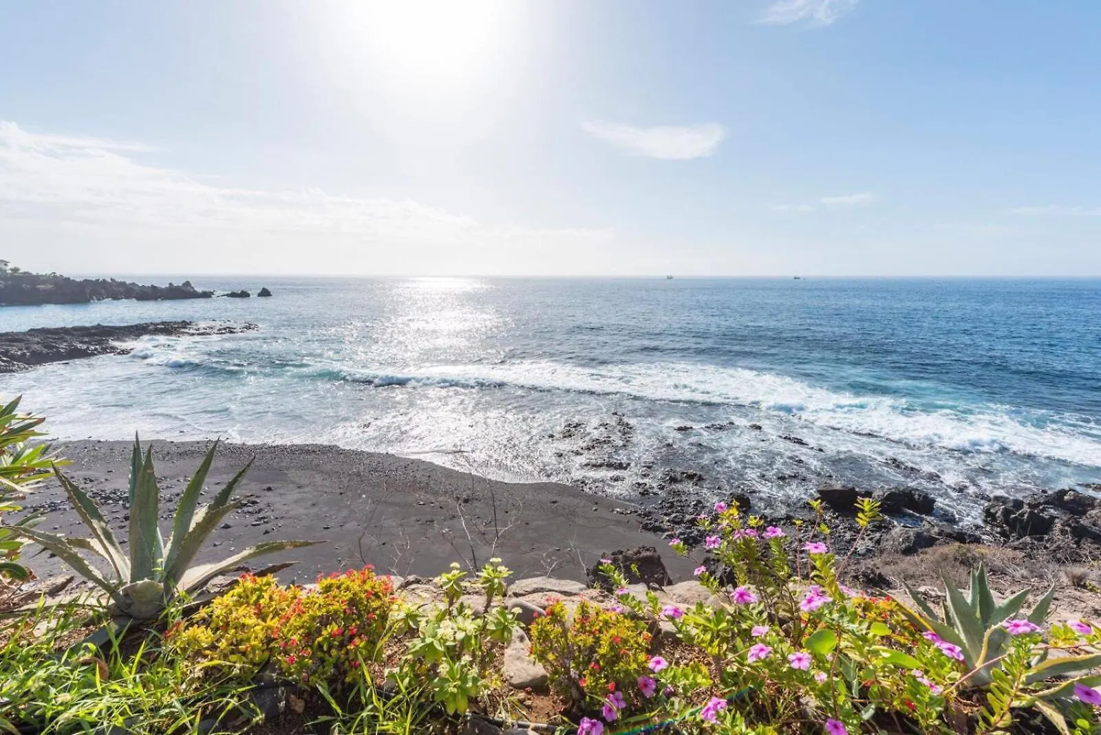 Exclusive Frontline One Bedroom Apartment Puerto de Santiago   Puerto de Santiago (Tenerife)