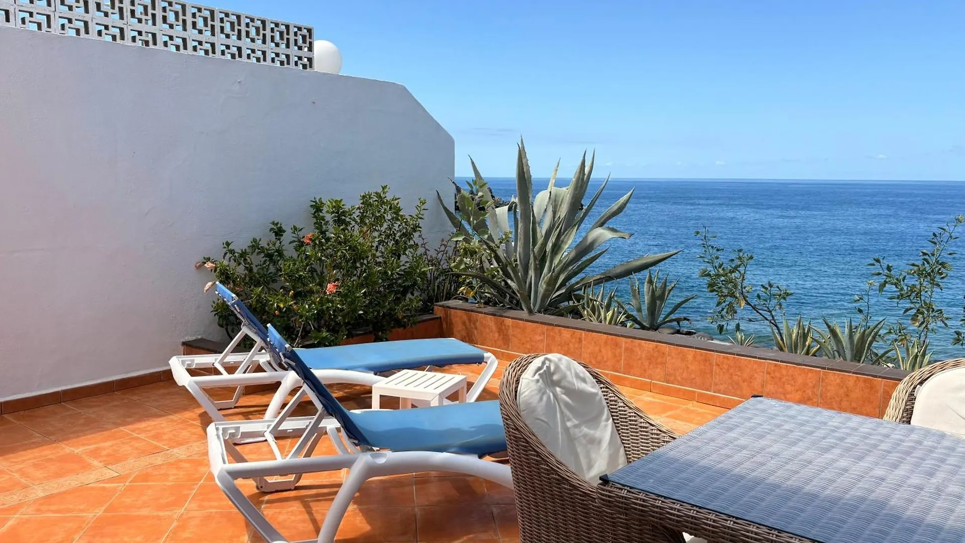 Exclusive Frontline One Bedroom Apartment Puerto de Santiago  Spain